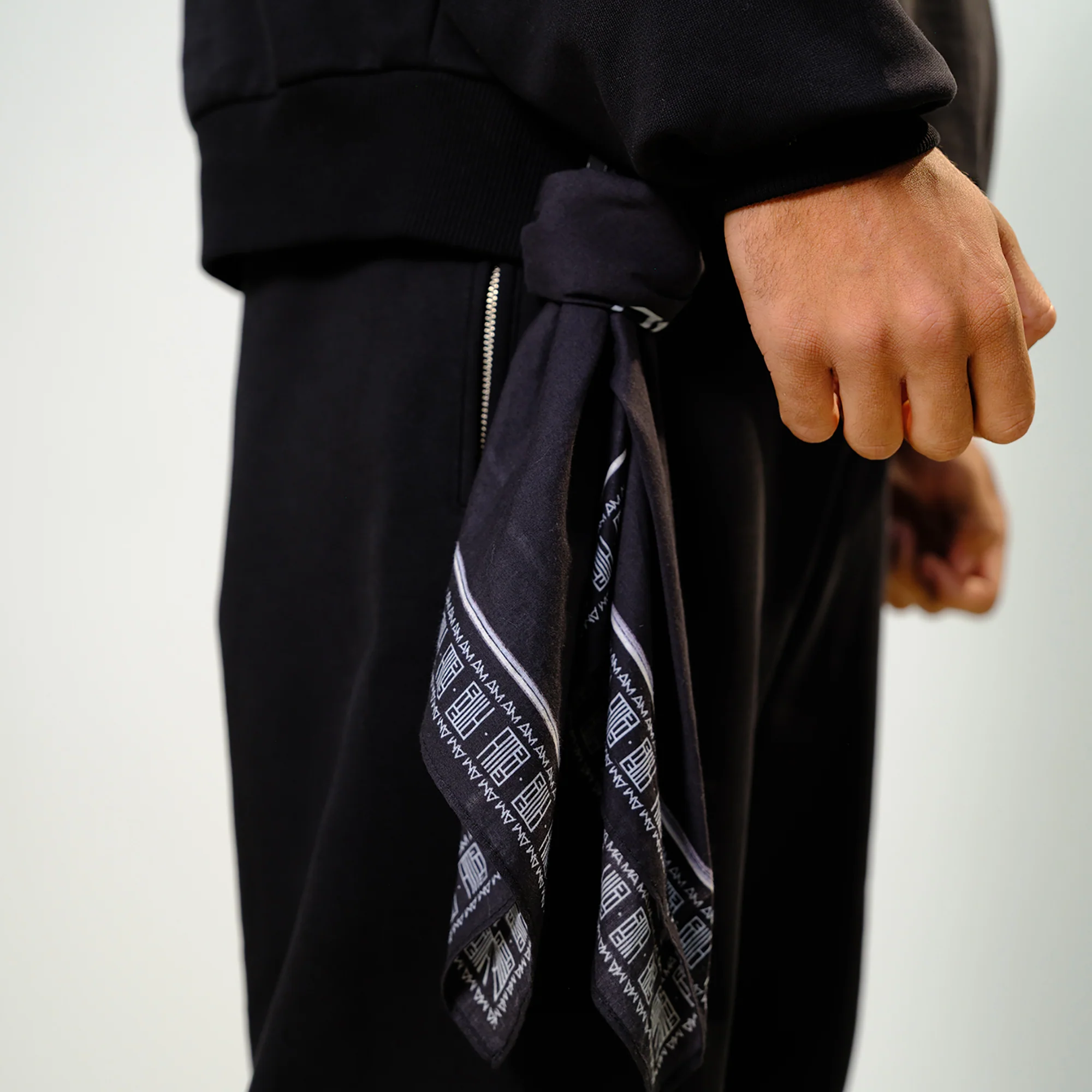 CORE 2.0 HOODIE BLACK - SOLD OUT - Image 4