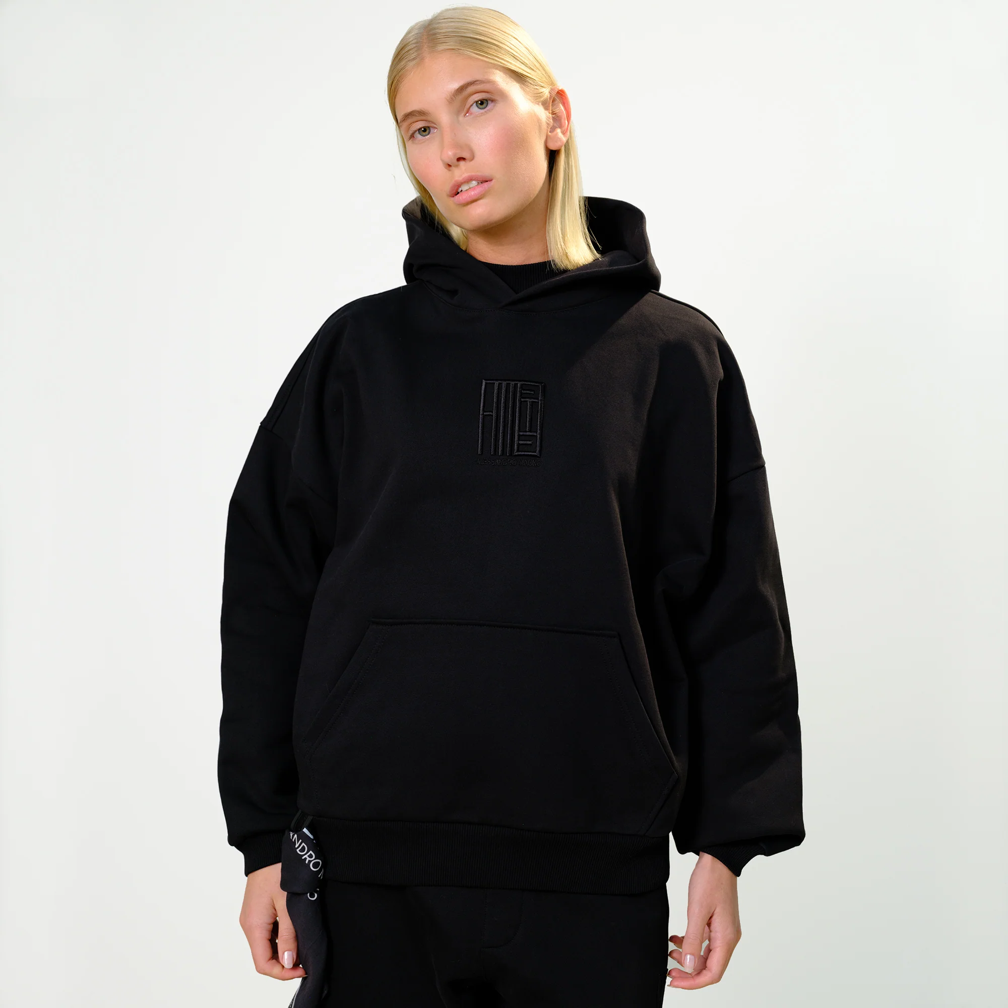 CORE 2.0 HOODIE BLACK (WOMAN) - SOLD OUT
