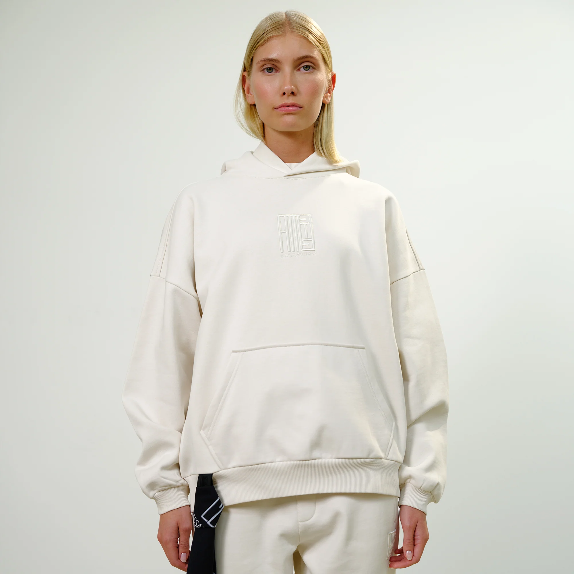 CORE 2.0 HOODIE OFF WHITE (WOMAN)
