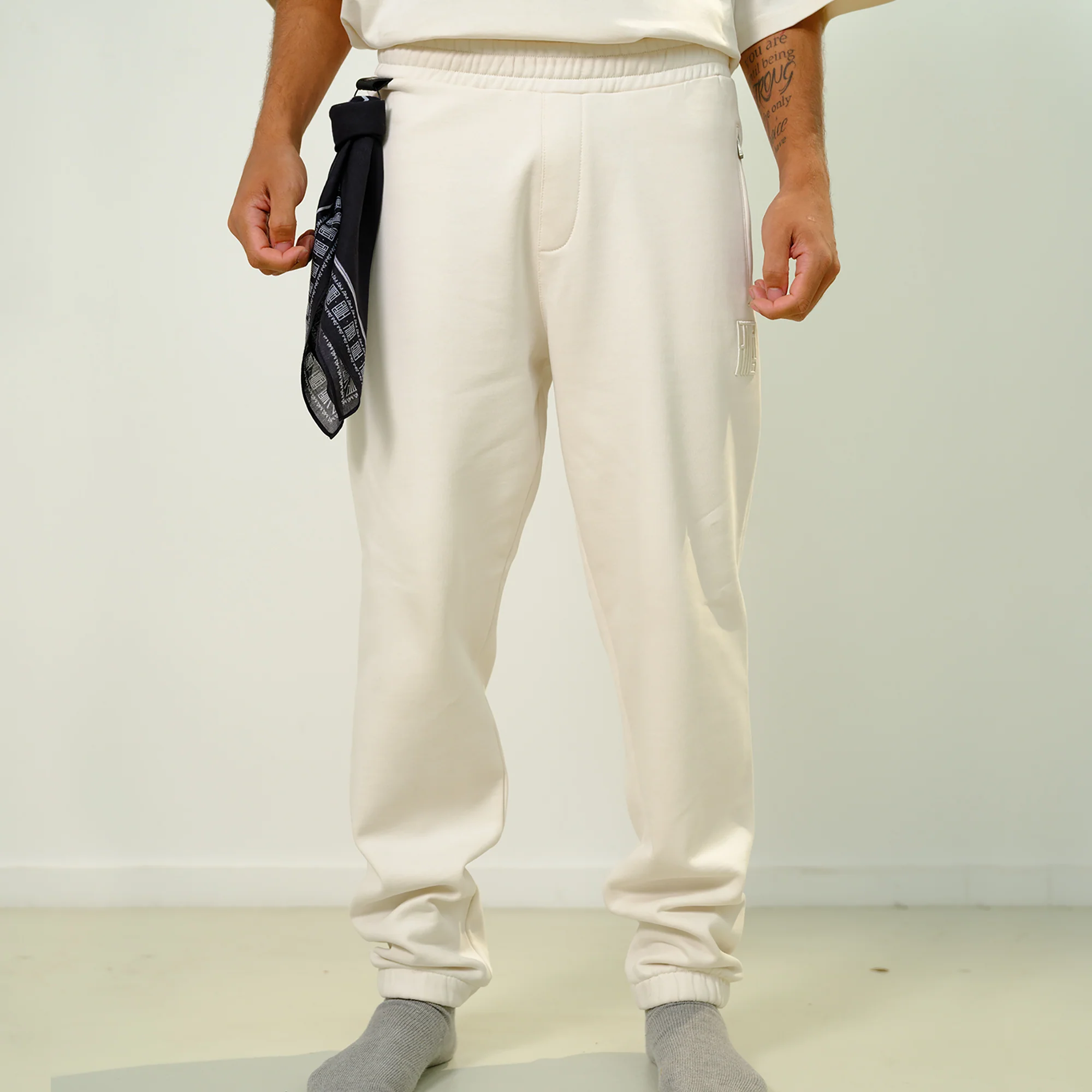 CORE 2.0 JOGGER OFF WHITE