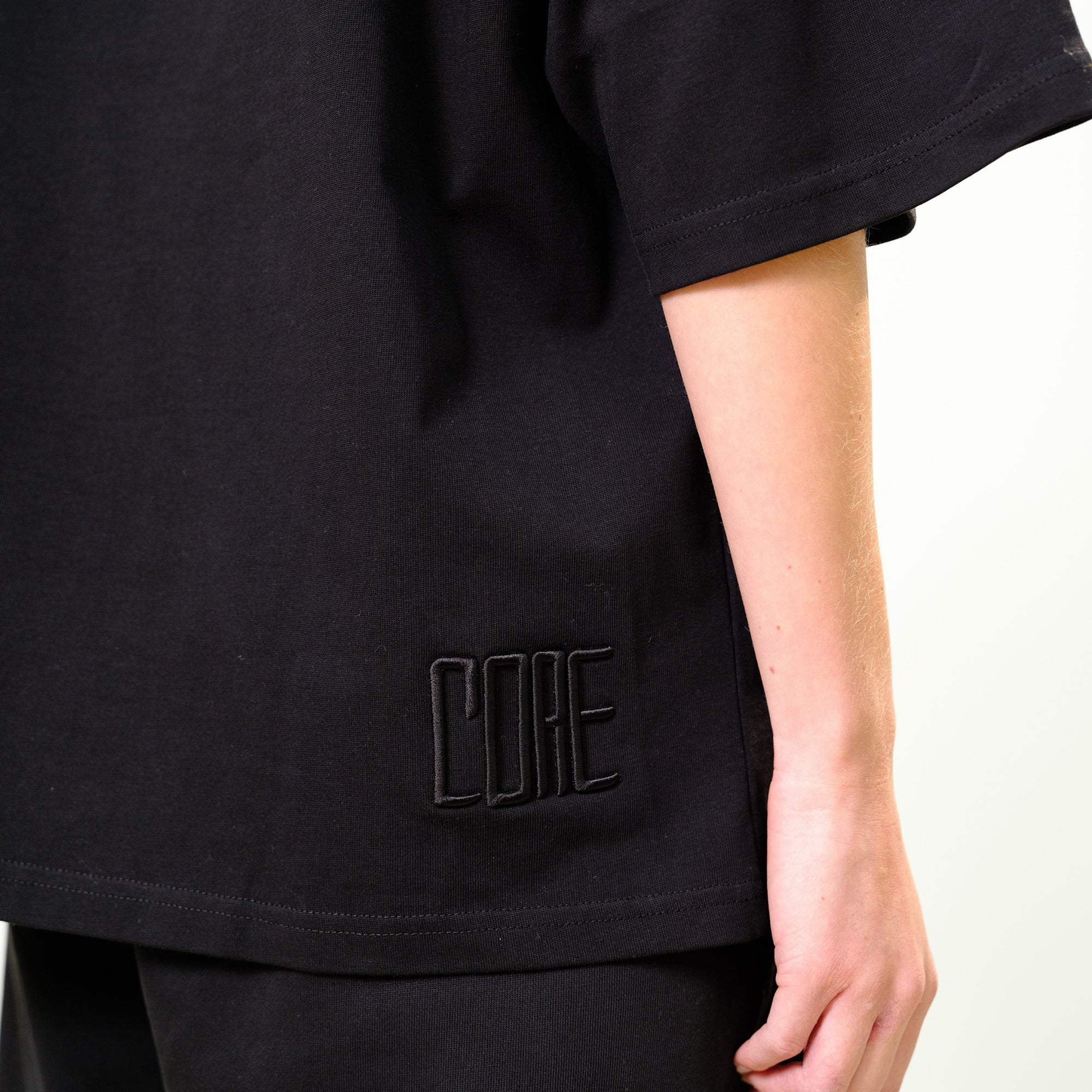CORE 2.0 T-SHIRT BLACK (WOMAN) - Image 3