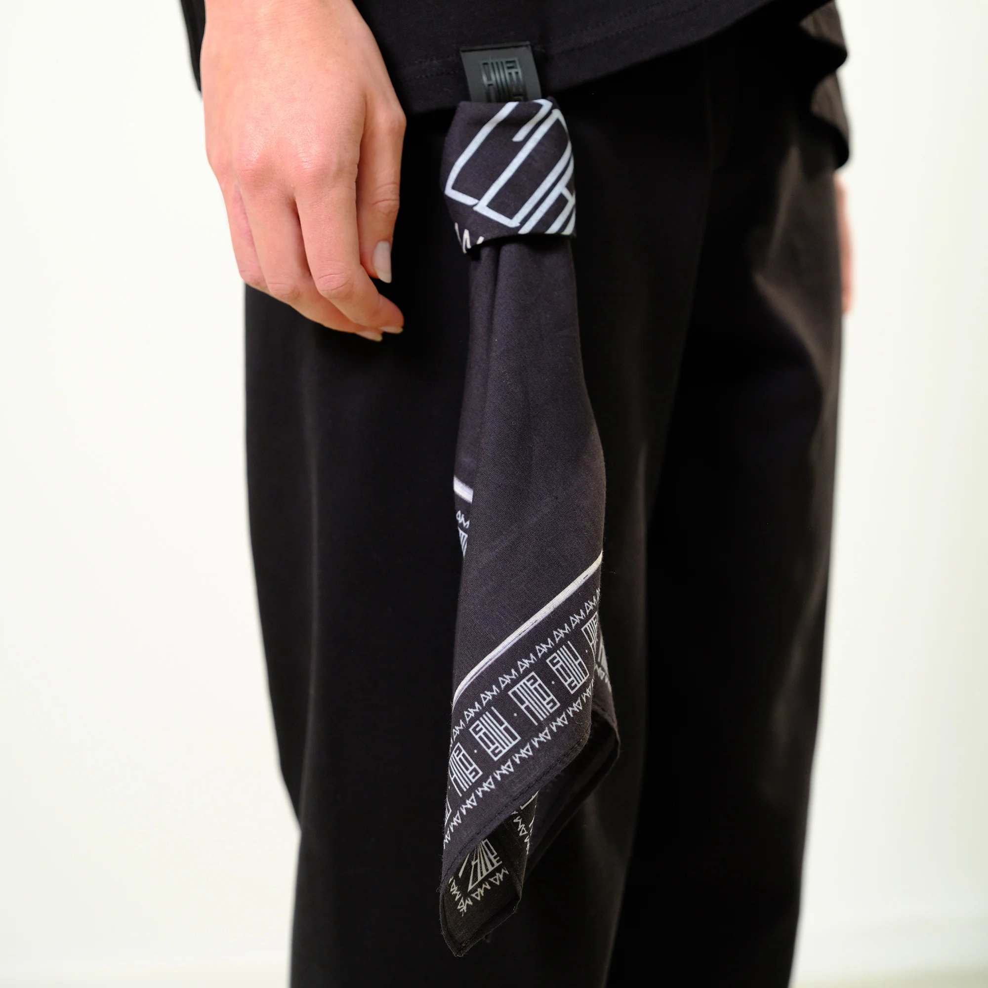CORE 2.0 T-SHIRT BLACK (WOMAN) - Image 4