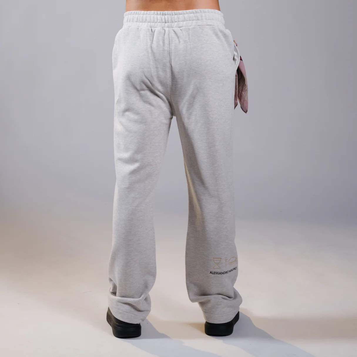 ESSENTIALS JOGGER HEATHER GREY - Image 4