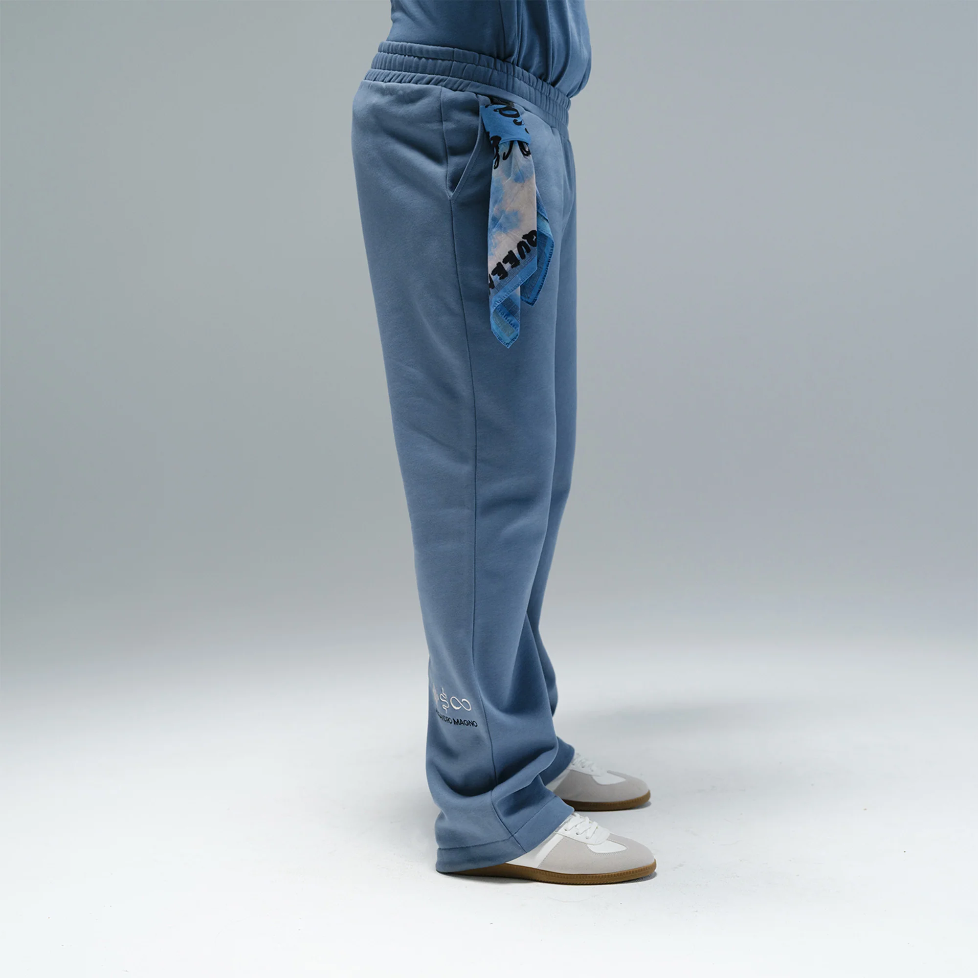 ESSENTIALS JOGGER BLUE MIRRAGE - Image 2